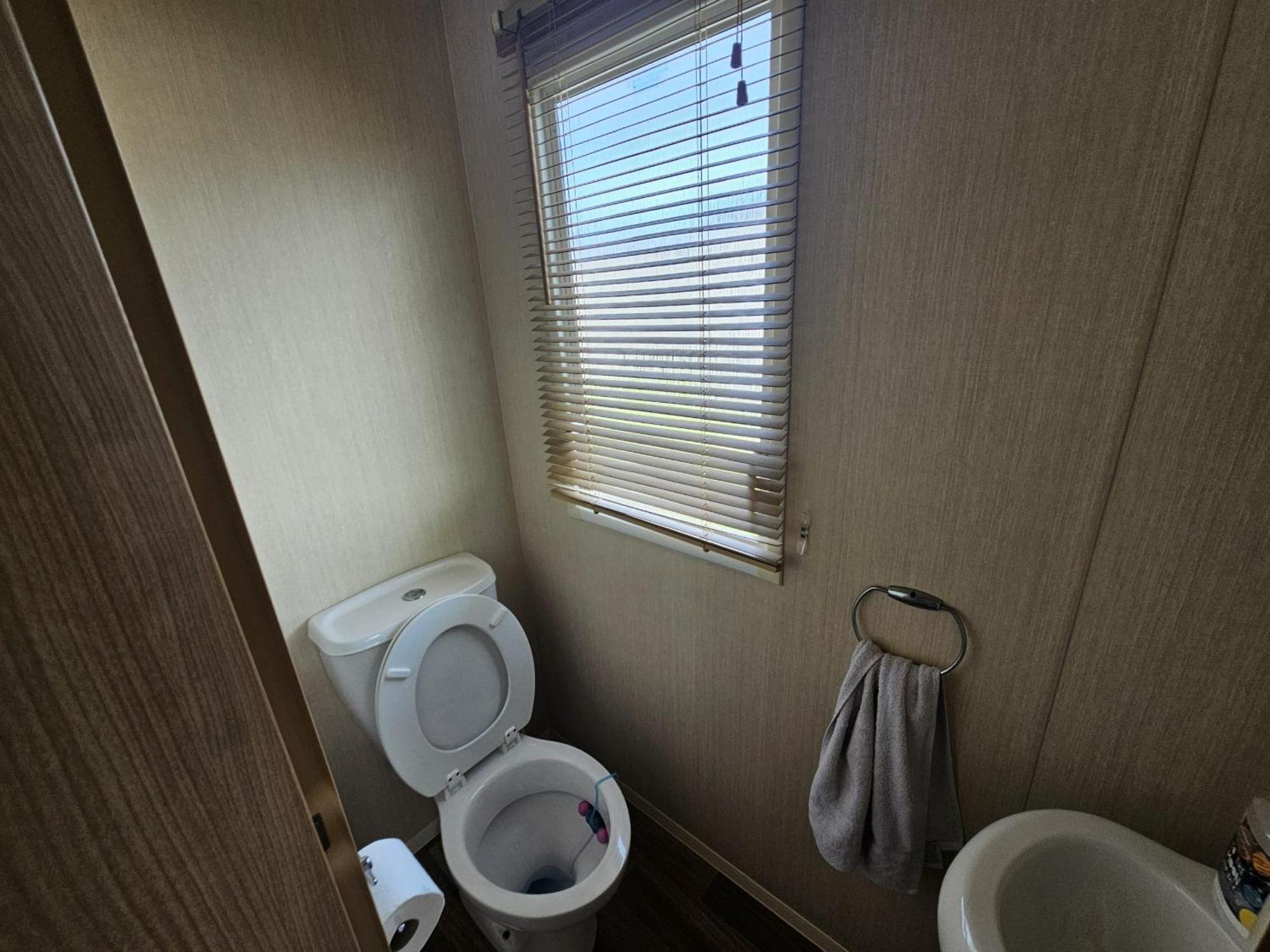 Towyn Leslie Ty Mawr 3 Bed Chalet Abergele